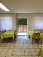 Daily buffet breakfast (EUR 9.00 per person)