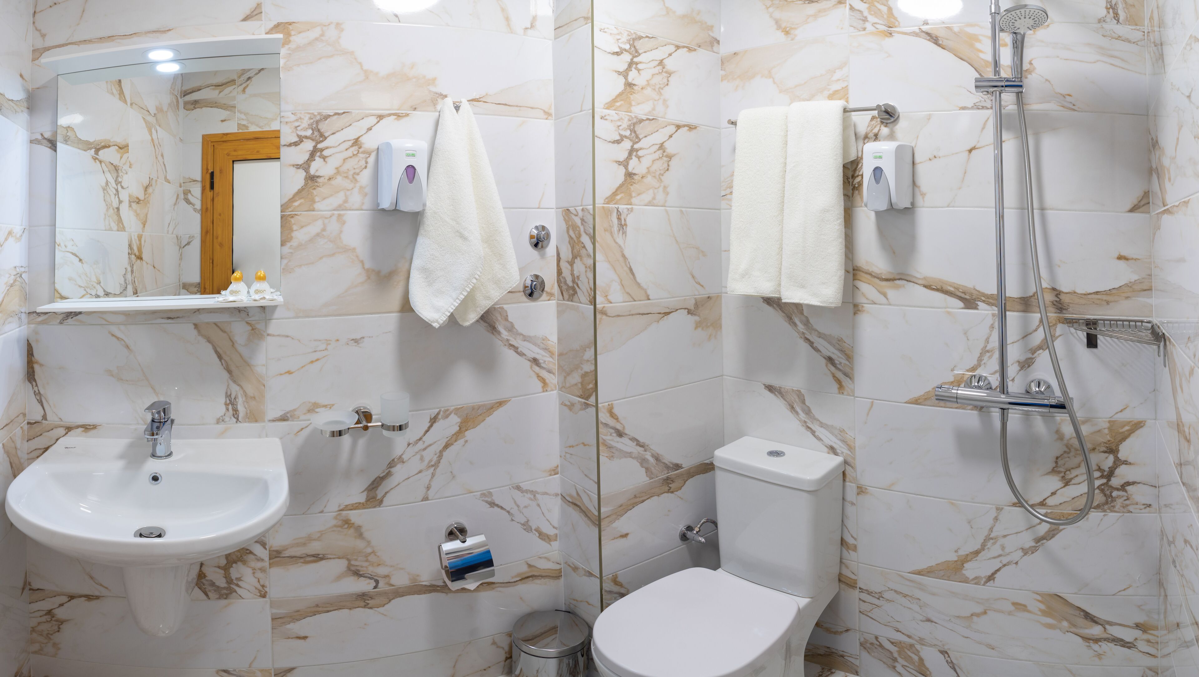 double or twin room | bathroom | hair dryer, towels, shampoo