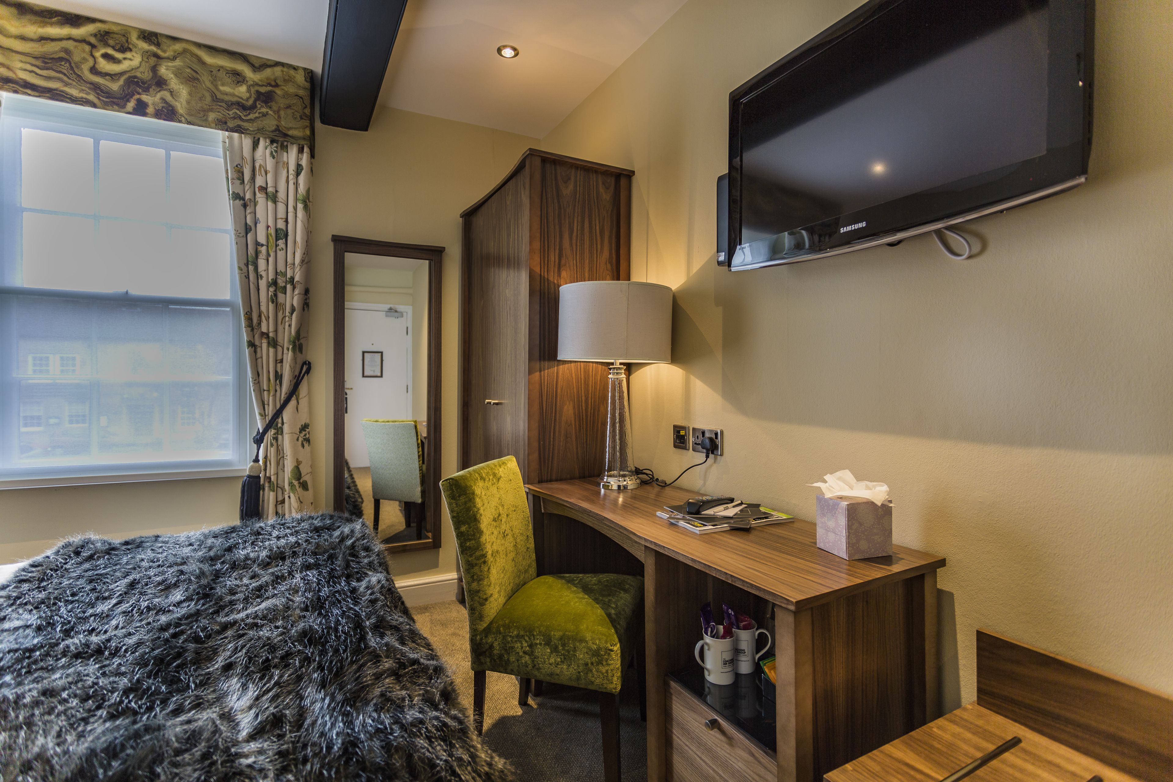 classic double room | in-room safe, laptop workspace, blackout curtains, iron/ironing board