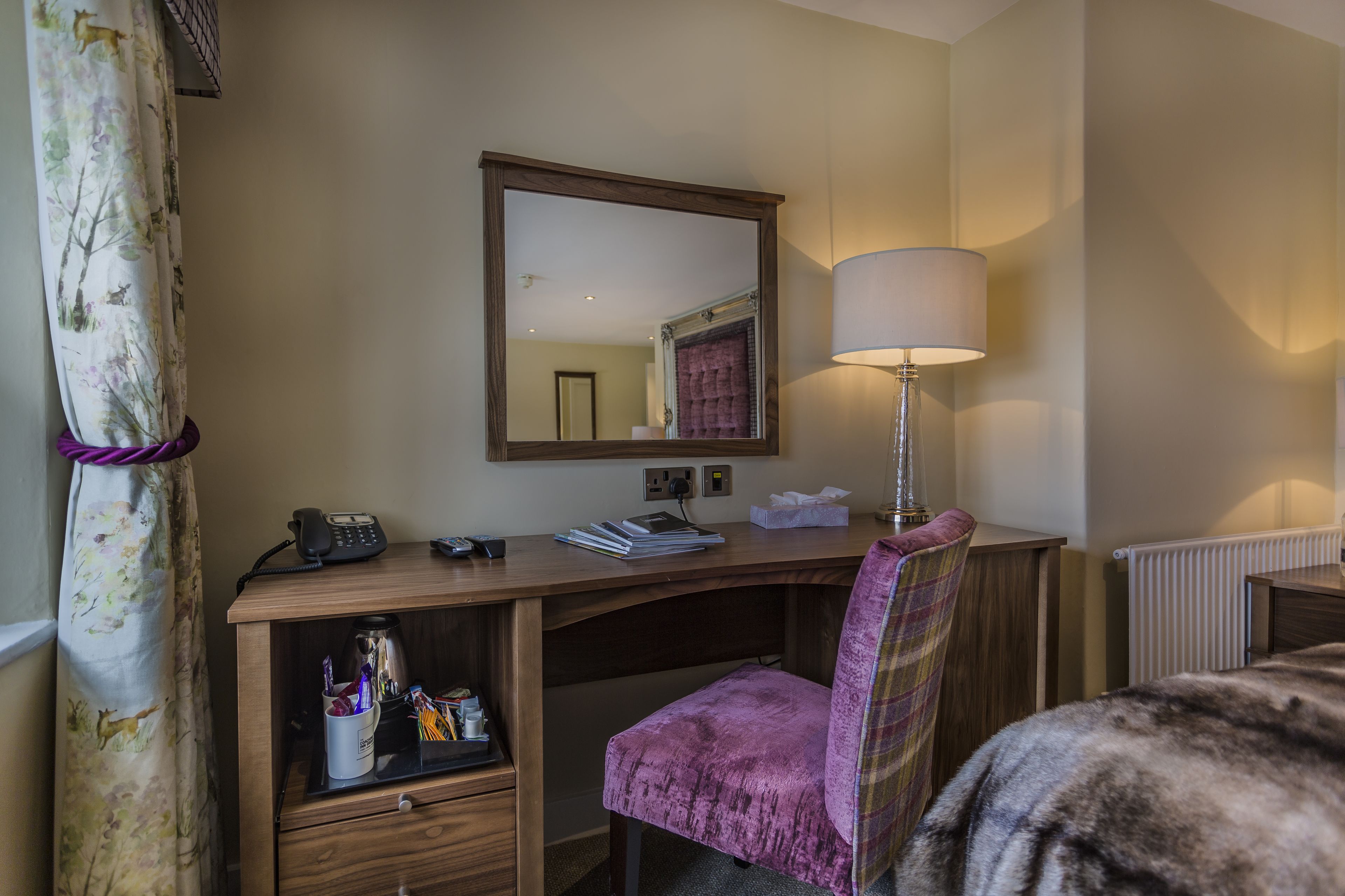 deluxe twin room | in-room safe, laptop workspace, blackout curtains, iron/ironing board