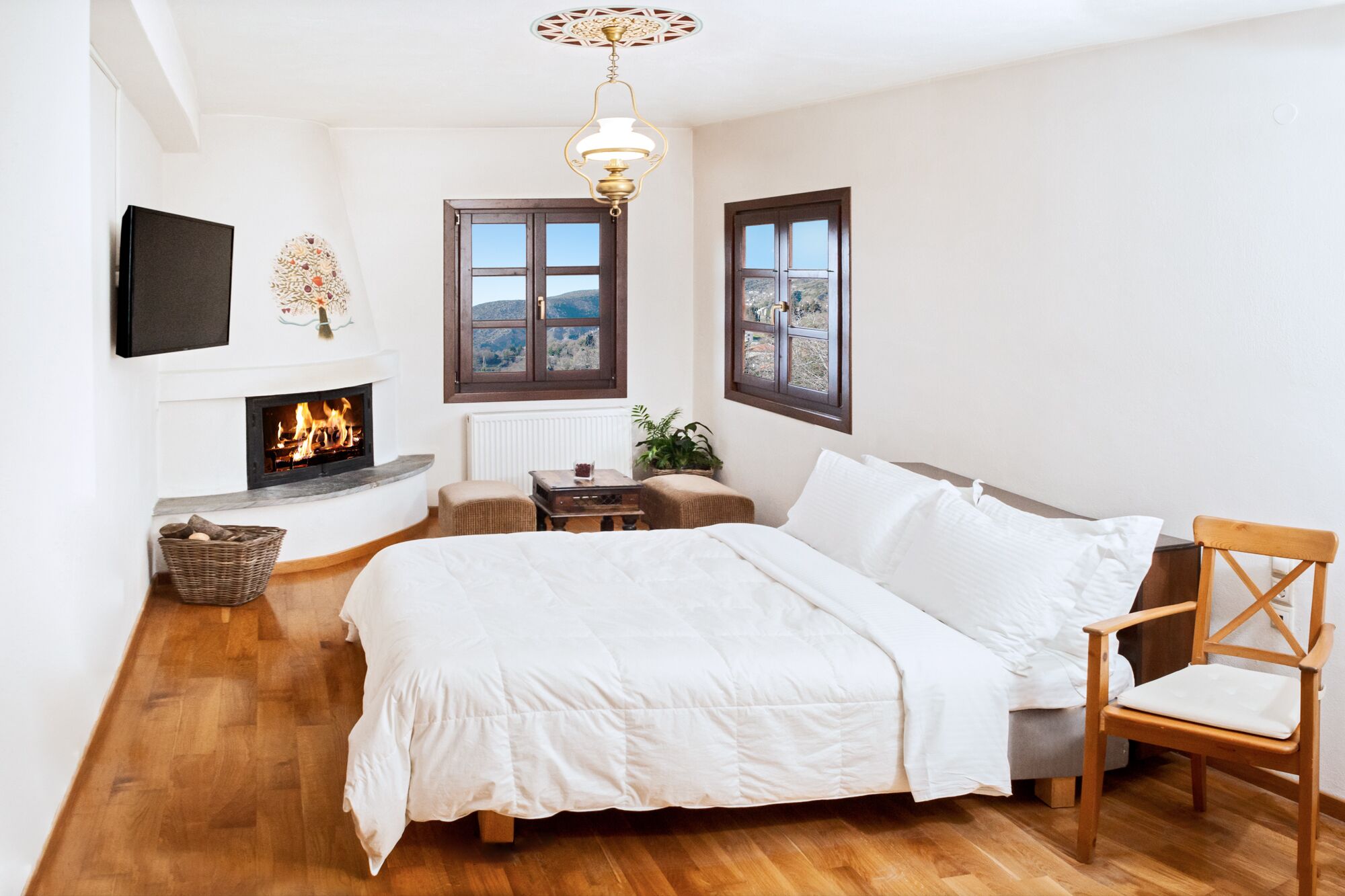 classic room (panoramic view) | premium bedding, pillow-top beds, in-room safe, individually decorated