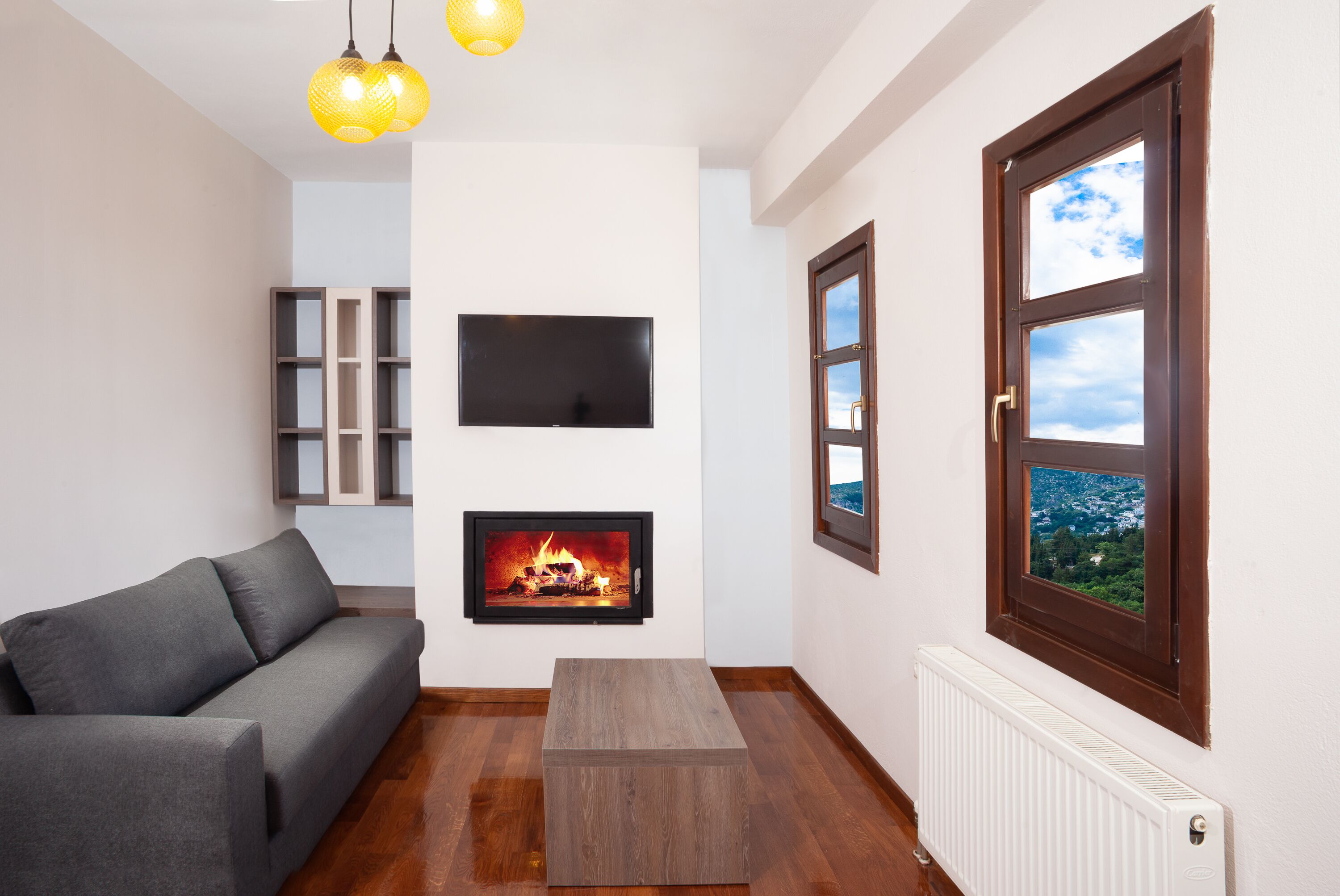 junior suite, fireplace | view from room