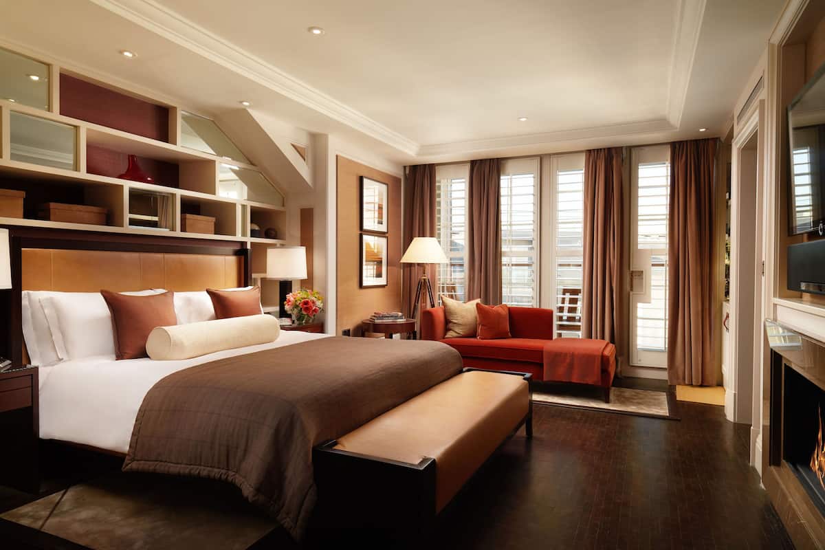 Premium bedding, memory-foam beds, minibar, in-room safe