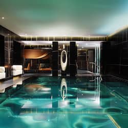 2 indoor pools