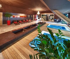 Salas de tratamientos para parejas, sauna, bañera de hidromasaje 