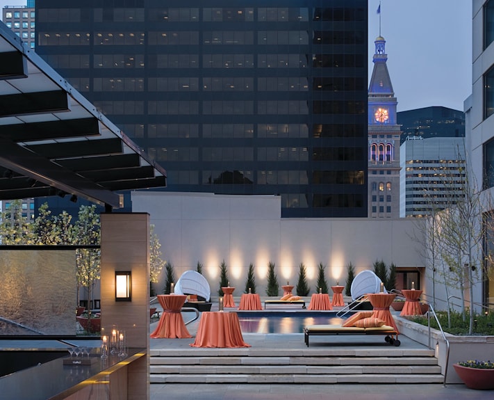 Four Seasons Hotel Denver: The Pinnacle of Mile High Luxury and Urban Sophistication
