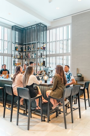 Bar (in der Unterkunft)