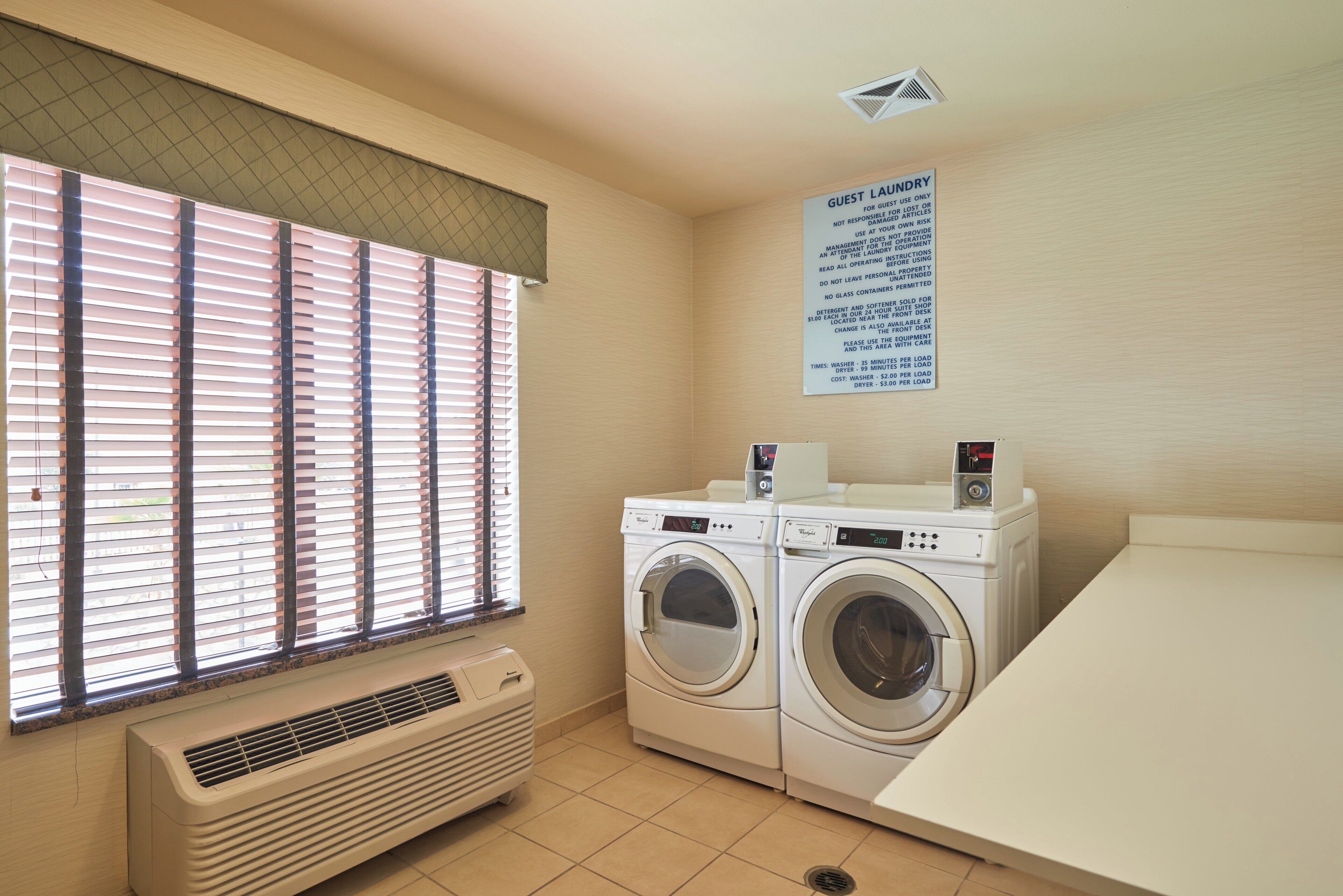 Photo - Holiday Inn Express & Suites El Paso Airport Area by IHG