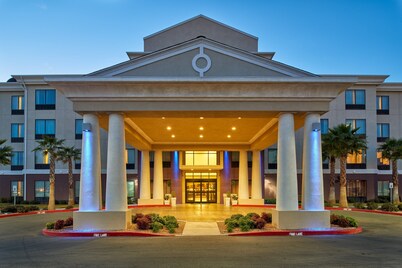 Holiday Inn Express & Suites El Paso Airport Area by IHG