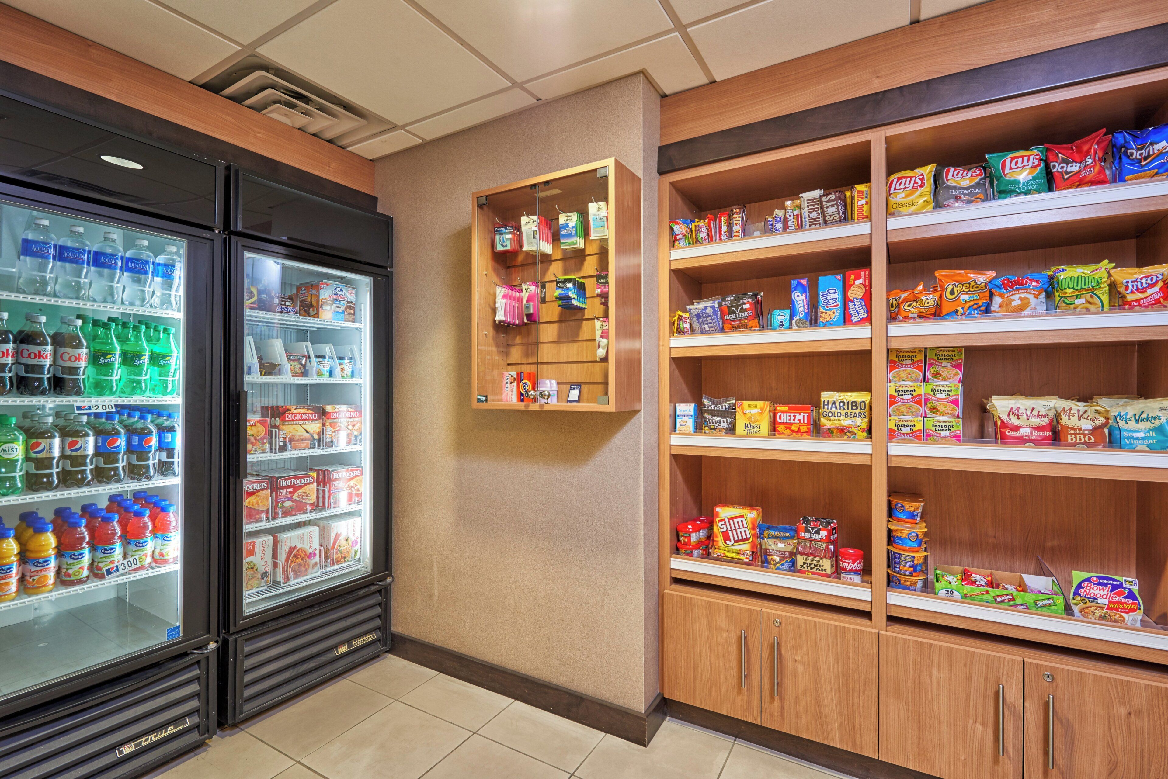 Photo - Holiday Inn Express & Suites El Paso Airport Area by IHG