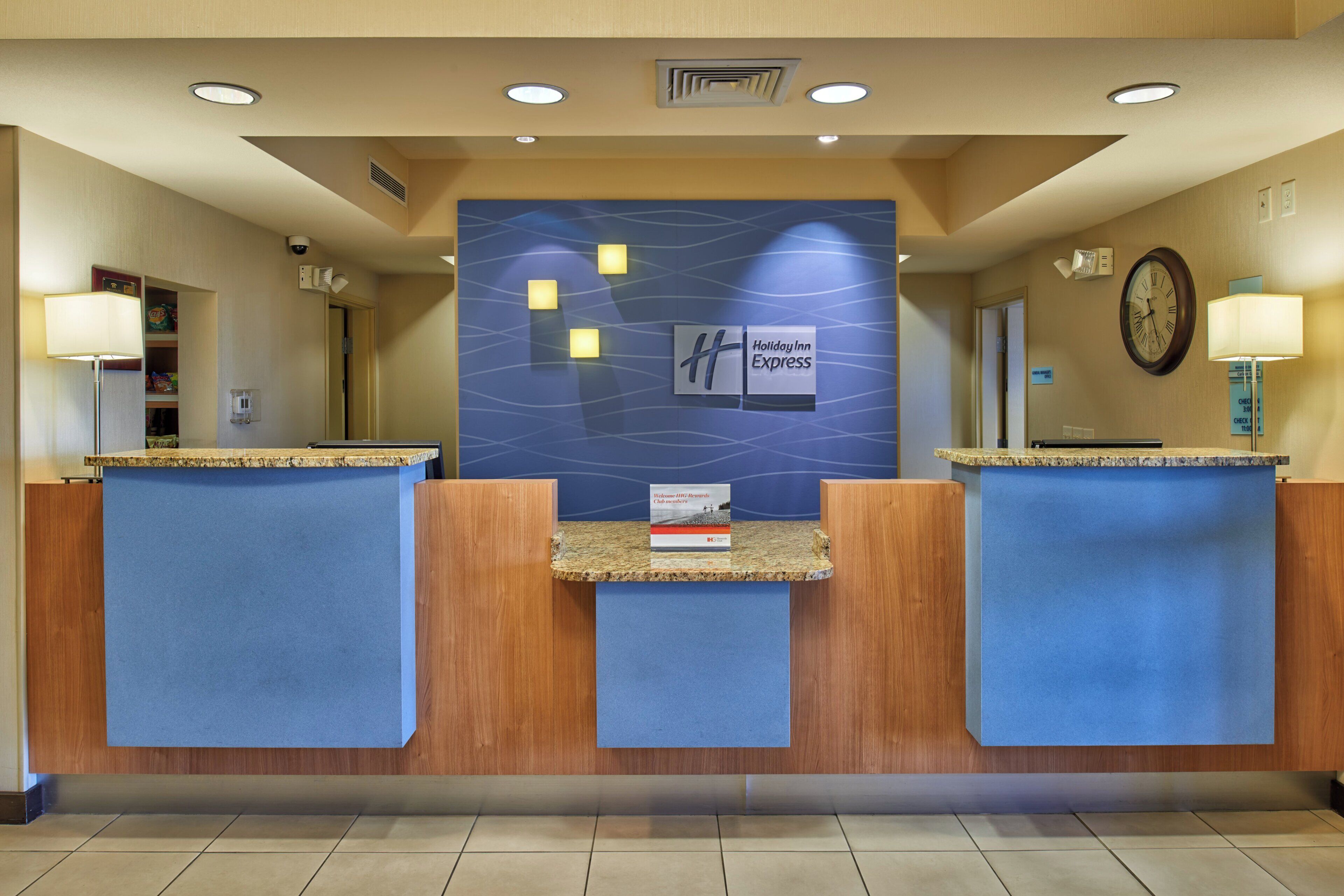 Photo - Holiday Inn Express & Suites El Paso Airport Area by IHG