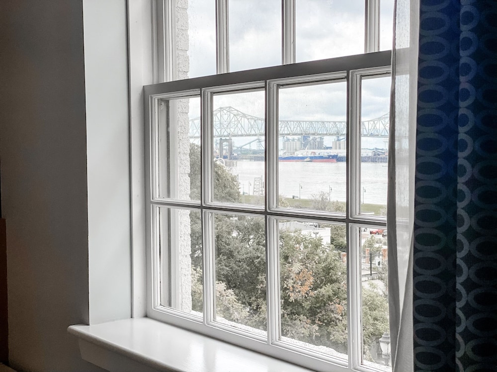 Hotel Indigo Baton Rouge Downtown by IHG by null