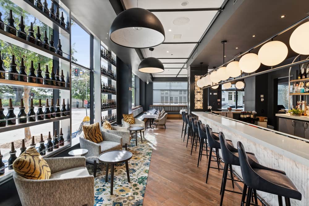 Hotel Indigo Baton Rouge Downtown by IHG