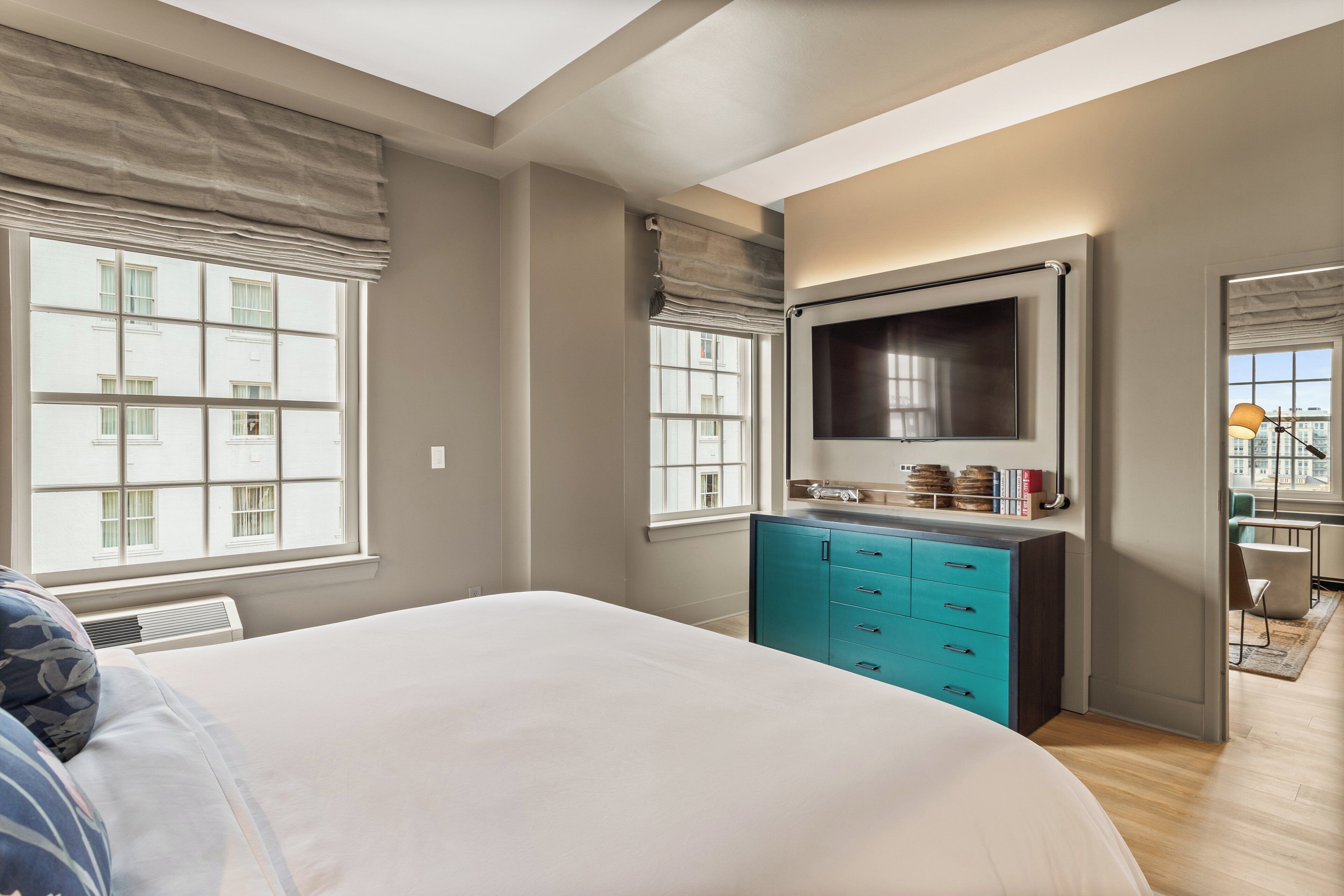 1 bedroom, premium bedding, in-room safe, desk