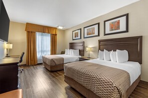 標準客房, 2 張加大雙人床, 非吸煙房, 雪櫃和微波爐 (1st Floor;Pet Friendly) | 書桌、手提電腦工作空間、熨斗/熨衫板、免費 Wi-Fi