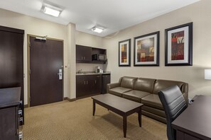 Suite, 1 King Bed, Non Smoking, Refrigerator & Microwave (with Sofabed) | Desk, laptop workspace, iron/ironing board, free WiFi
