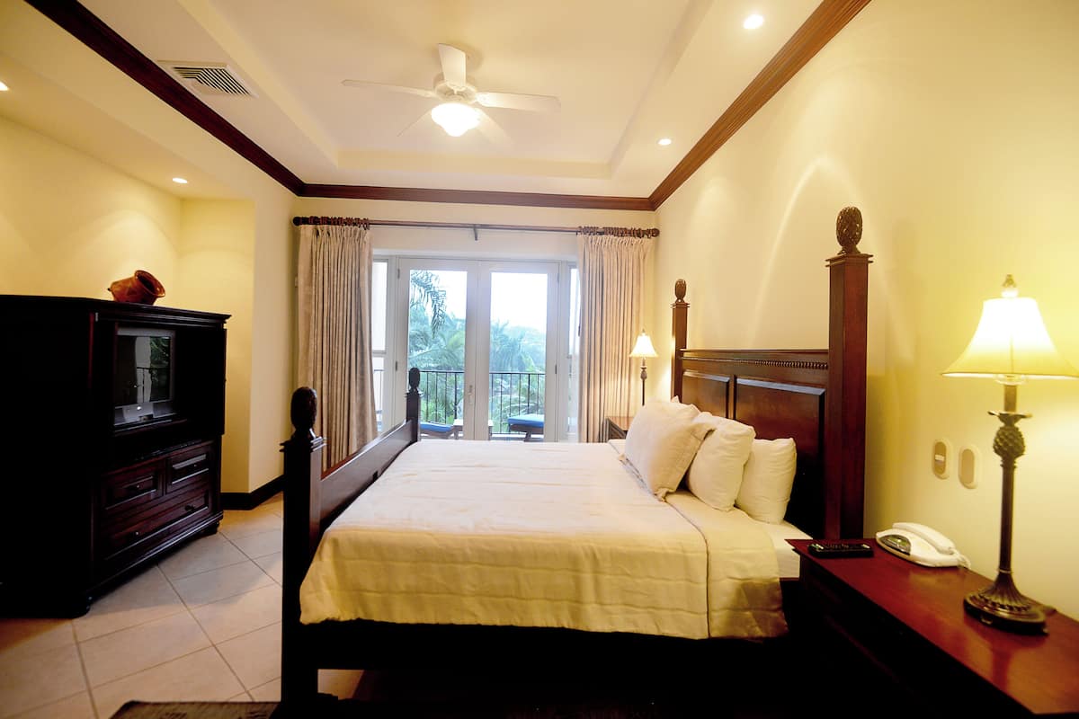 Appart'hôtel Premium, 3 chambres | Literie de qualité supérieure, coffres-forts dans les chambres