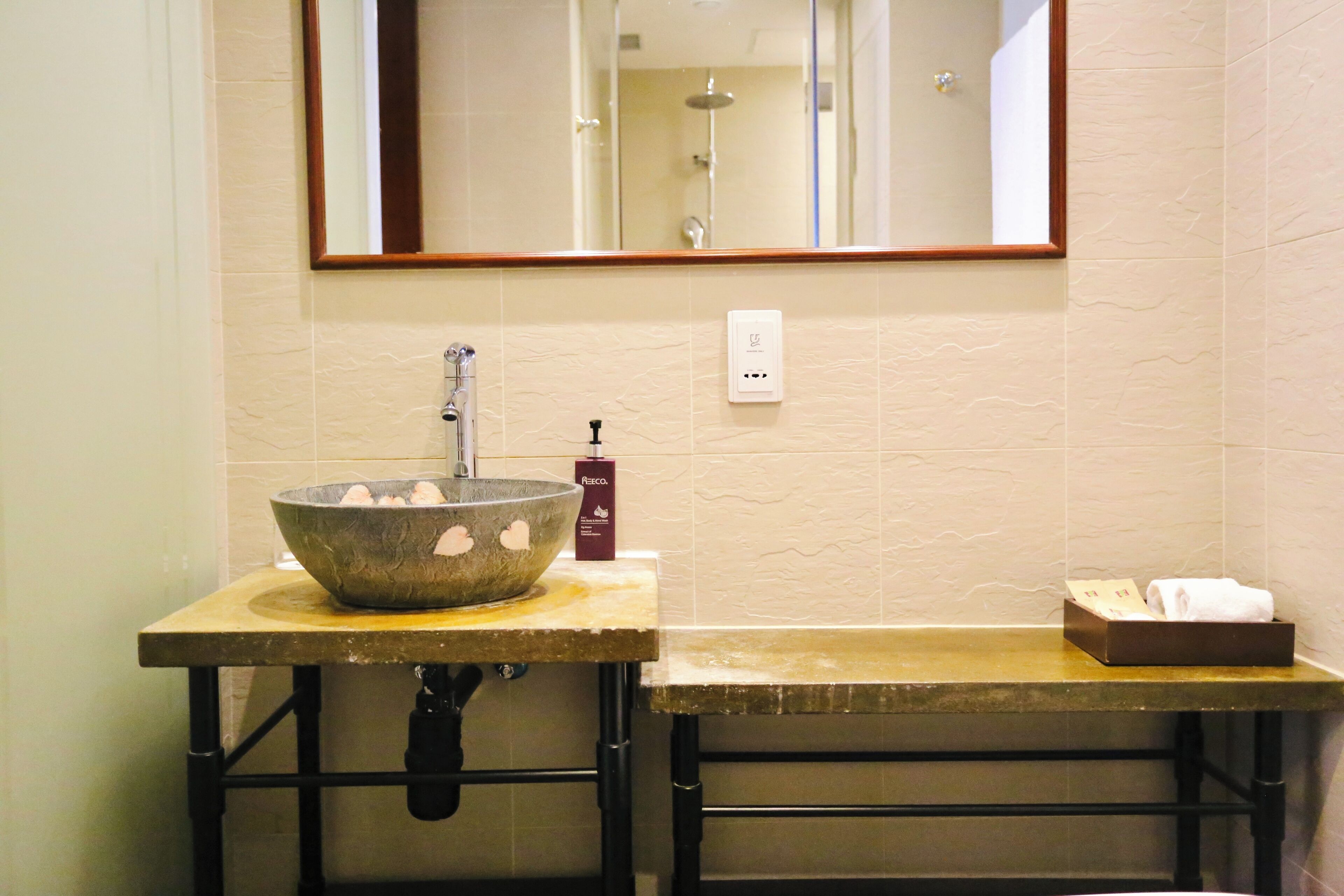 Foto - Butterfly on Wellington, Central