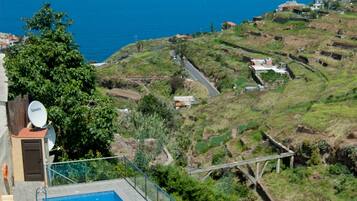 Piscina externa sazonal