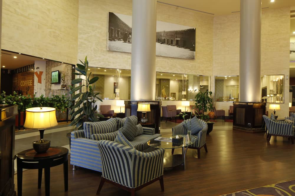Golden Tulip Hail