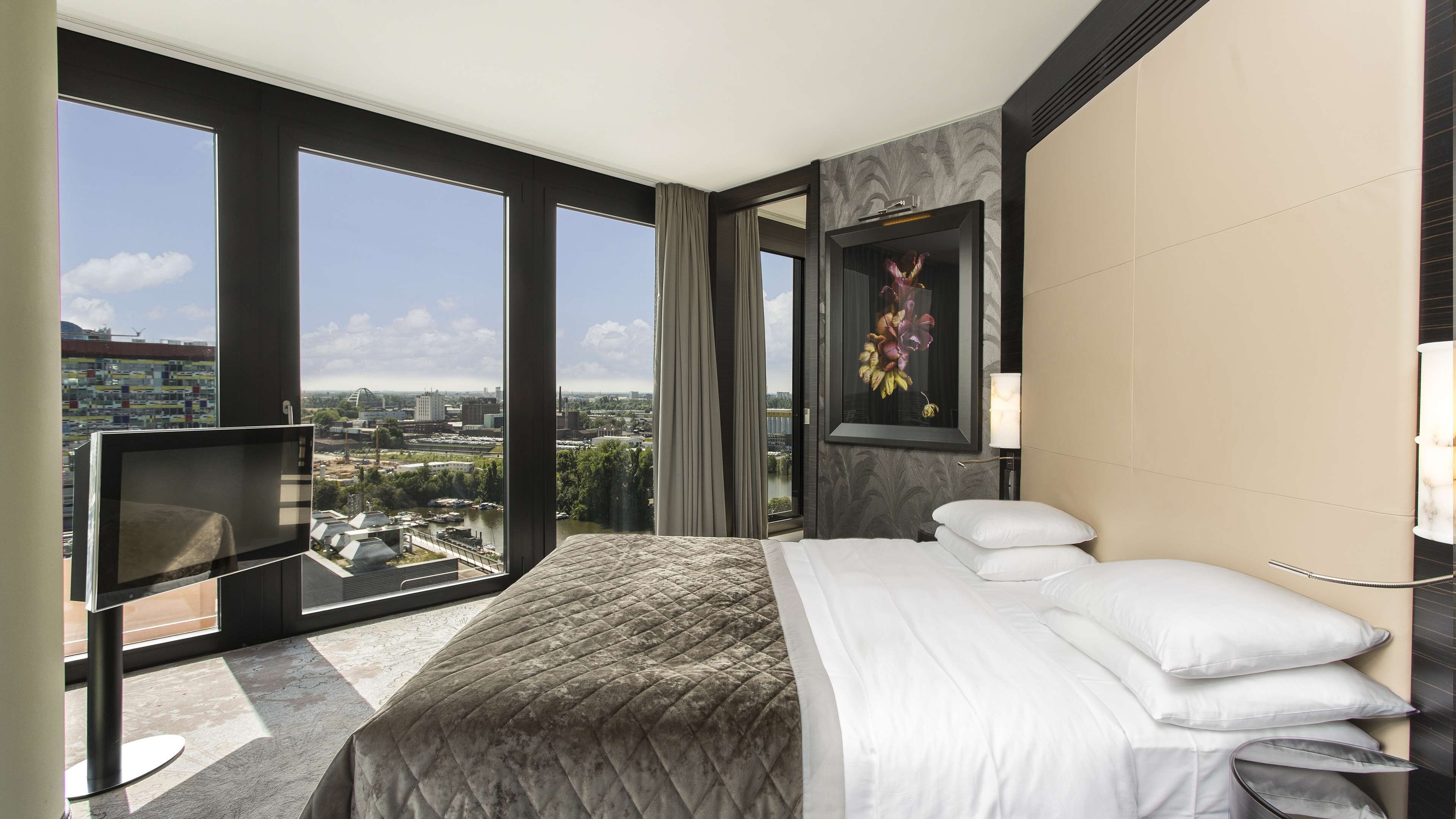 hypo-allergenic bedding, down duvets, in-room safe, desk