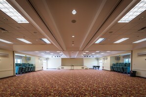 Banquet hall - Willowbank Resort (Sandys Parish)