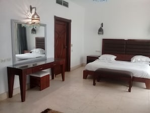 Villa, 3 chambres | Draps en coton égyptien, literie de qualité supérieure, surmatelas