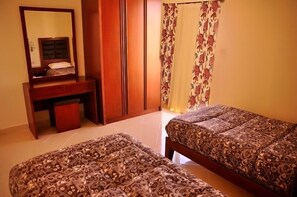 Egyptian cotton sheets, premium bedding, pillowtop beds