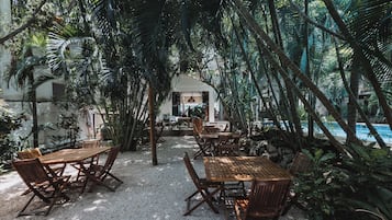 Outdoor pool, pool umbrellas