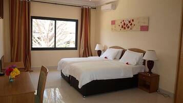 Premium bedding, in-room safe, desk, blackout curtains