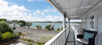 The Old Oak Boutique Hotel