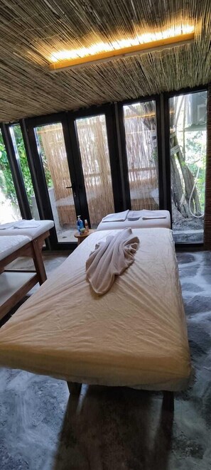 Couples treatment rooms, sauna, Turkish bath, body treatments