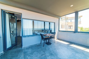 Balcony - Miss Royal Hotel & SPA (Istanbul)