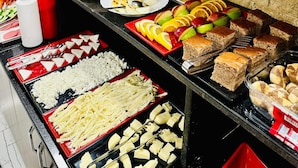 Breakfast buffet - Sirkeci Quietness Hotel (Istanbul)