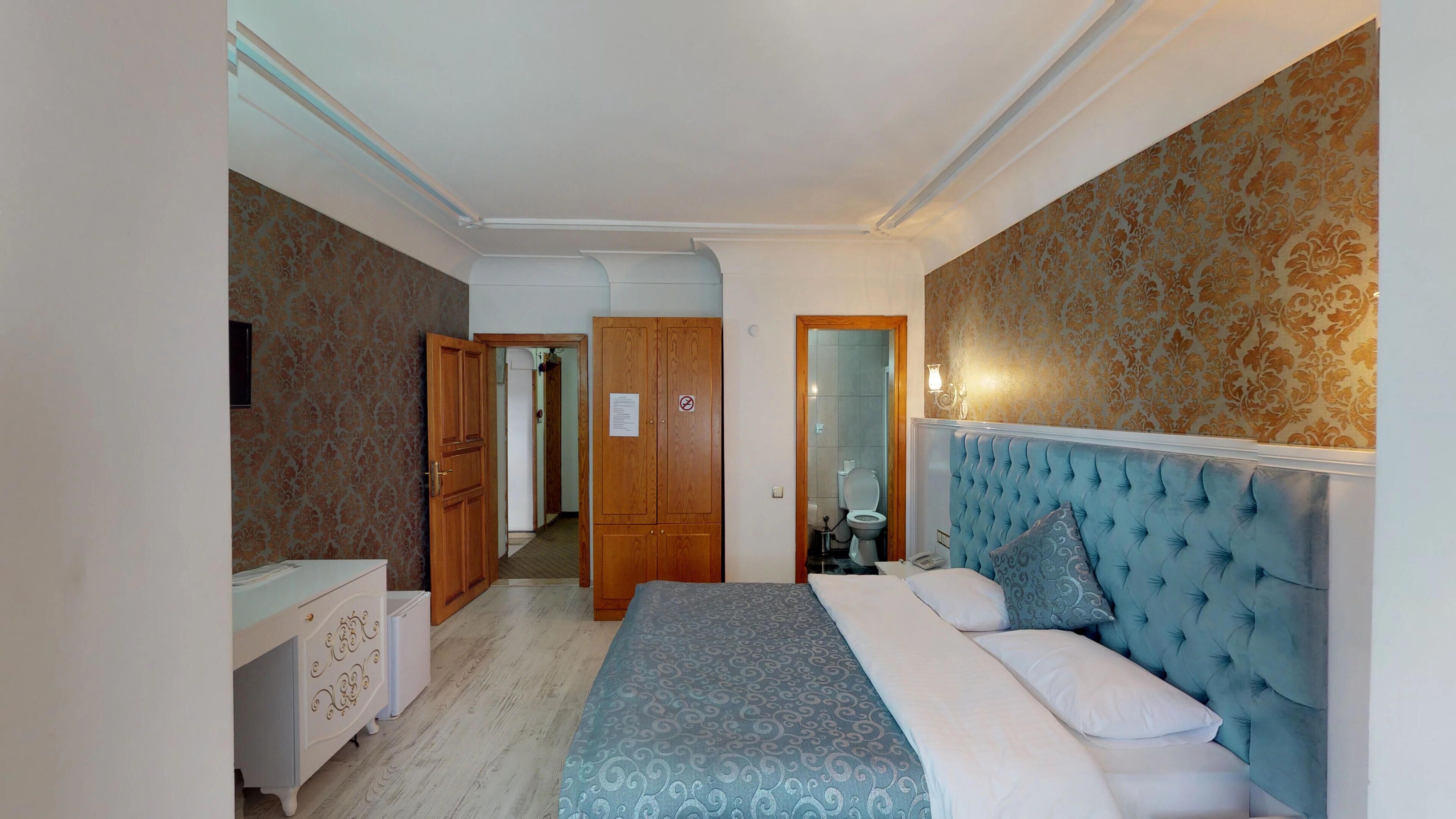 Premium bedding, minibar, in-room safe, laptop workspace