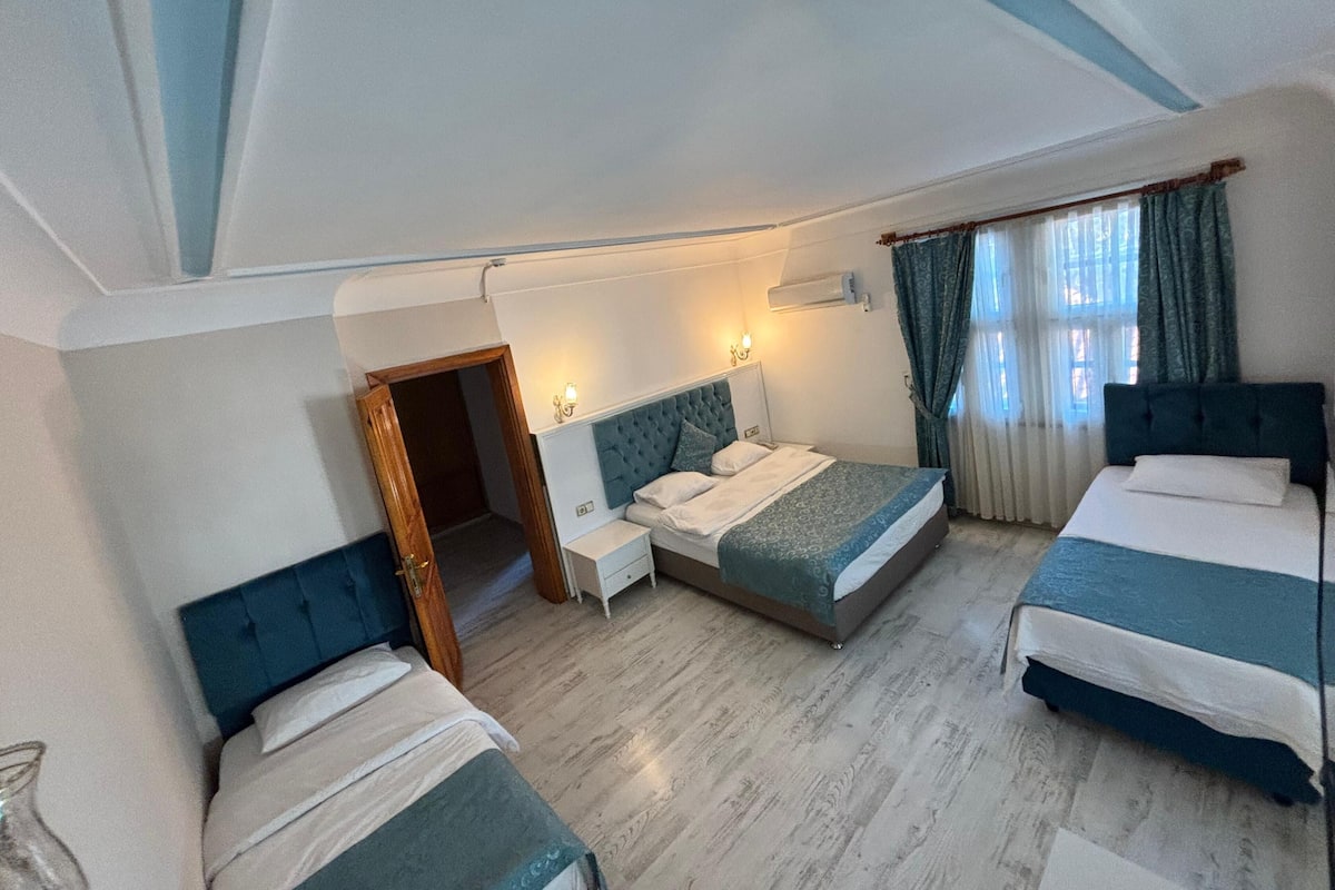 Family Room With City View