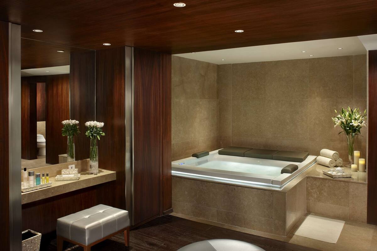 couples treatment room(s), sauna, steam room, body treatments