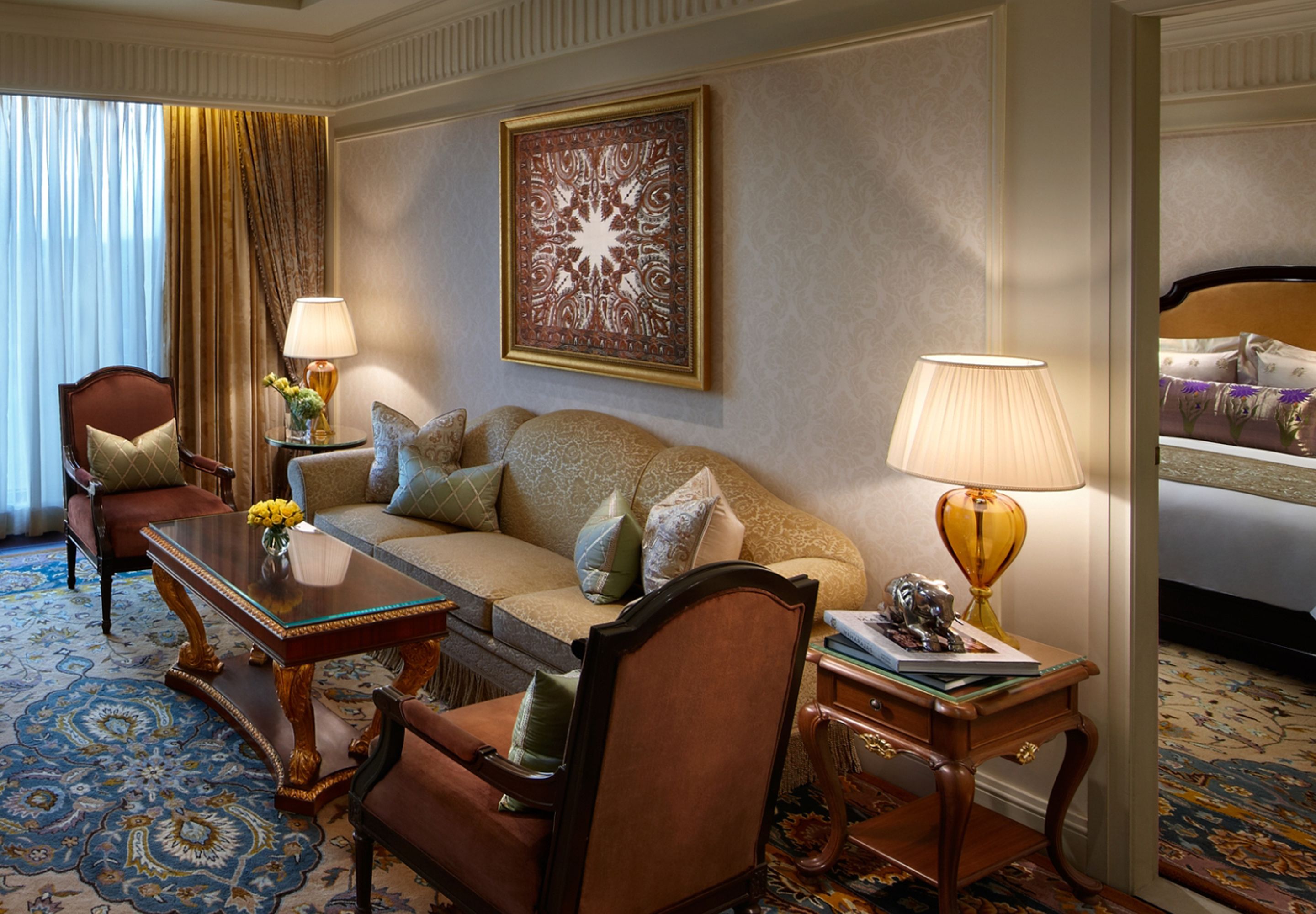 Luxury Suite | Living room | TV