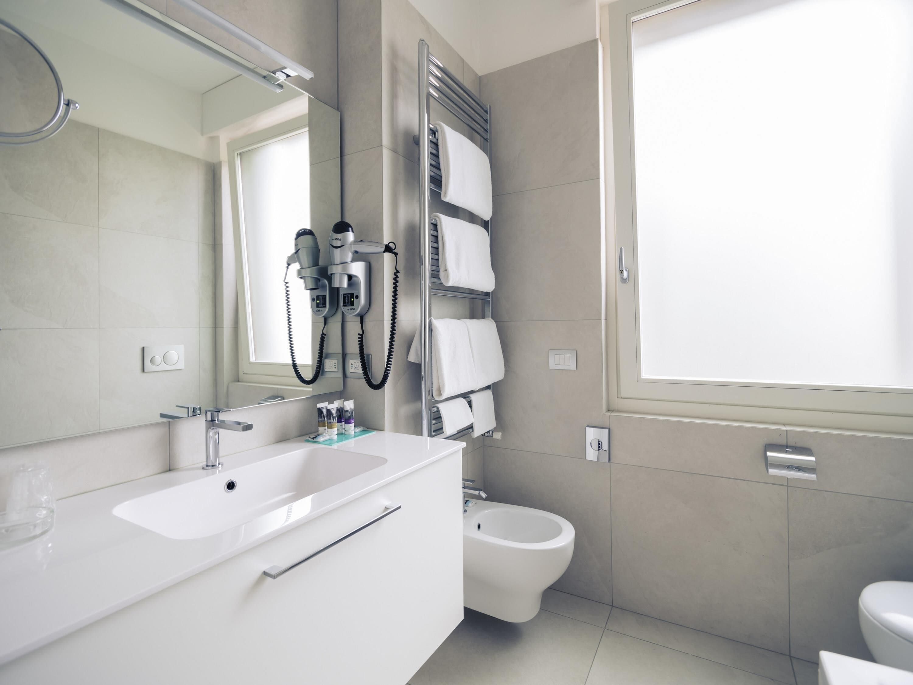 down duvets, in-room safe, desk, soundproofing