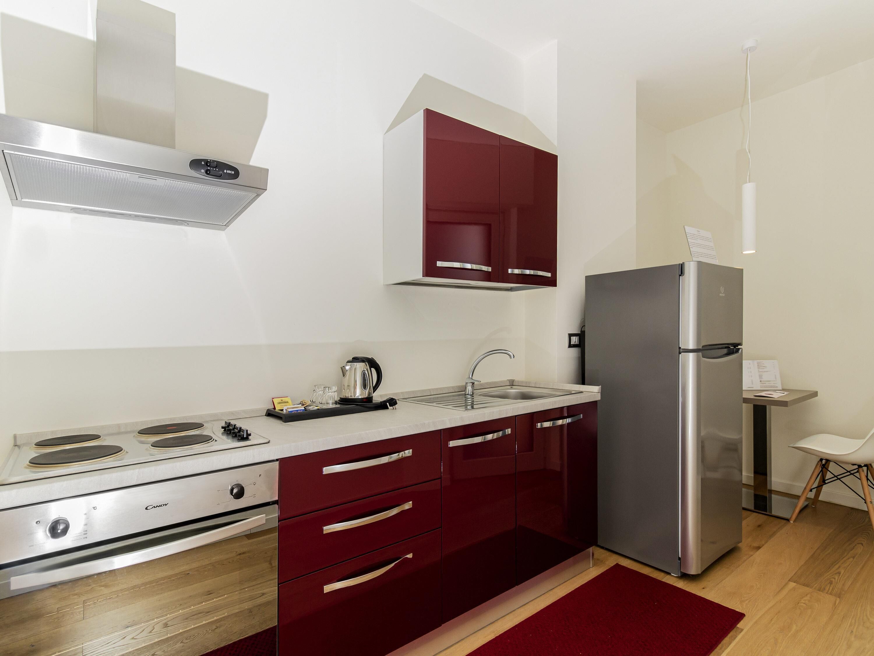 superior apartment, 1 double bed, kitchen | down duvets, in-room safe, desk, soundproofing