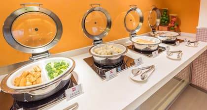 ibis Shanghai Xujiahui