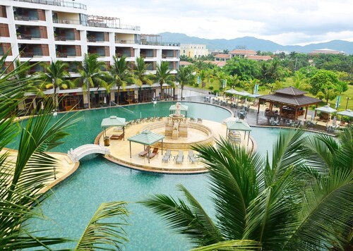 Xinglong Old Banyan Hotel - Wanning