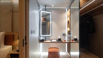 Standard Villa, 1 Queen Bed | Bathroom | Shower, rainfall showerhead, designer toiletries, hair dryer