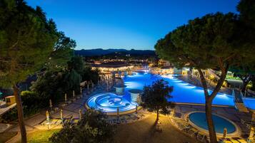Outdoor pool, pool umbrellas, pool loungers