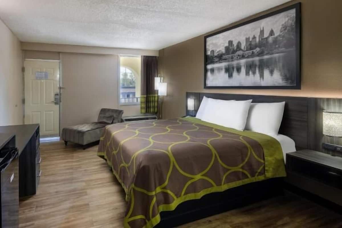 Desk, free WiFi, bed sheets, alarm clocks