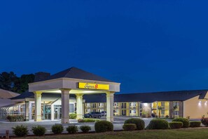 Exterior - Super 8 by Wyndham McDonough GA (McDonough)