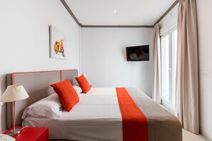 Economy Double Room - Cool Sevilla Hotel (Seville)