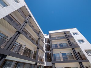 Front of property - Apartaments AR Melrose Place (Lloret de Mar)