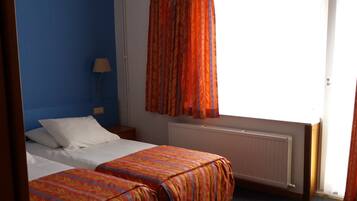 Superior Twin Room, Balcony | In-room safe, desk, free cribs/infant beds, rollaway beds
