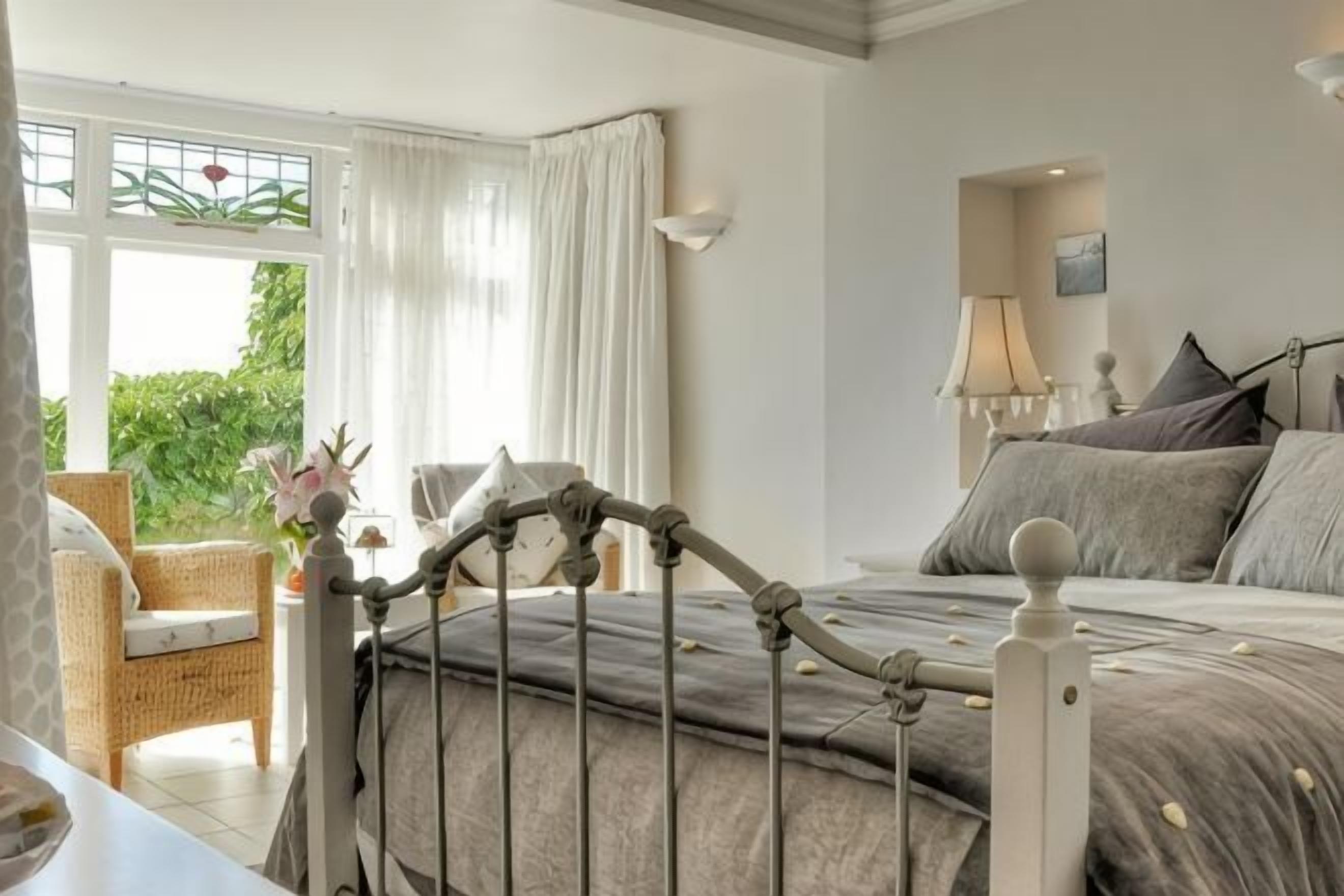 Egyptian cotton sheets, premium bedding, down comforters, free minibar